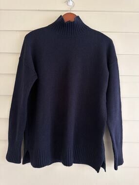 GAP Navy Mock Neck Sweater Womens Small Slouchy Soft Knit Quiet Luxury Minimal